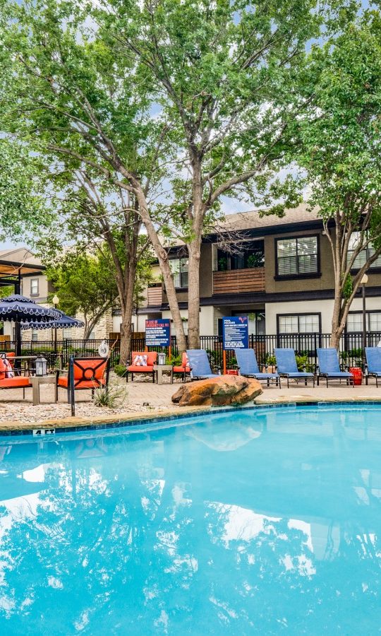the pool at The Vincent